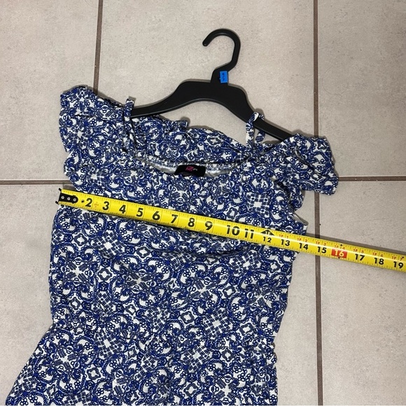 IZ byer Girls Blue floral romper size large - Picture 6 of 7